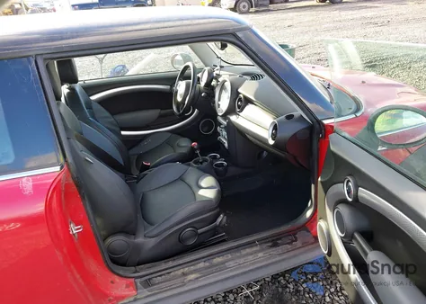 2007 Mini Cooper S from USA, damaged, VIN WMWMF73507TL86800